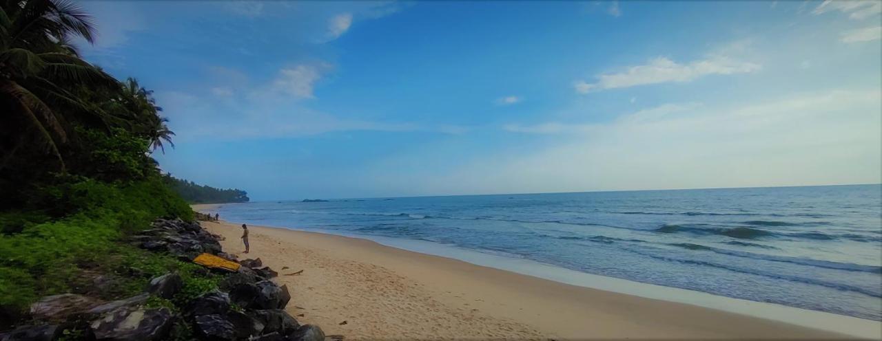 White Shell Beach House Kannur Eksteriør bilde